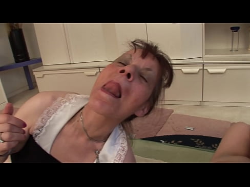 ❤️ Duha ka lola ug usa ka apohan adunay tulo ka lalaki ️ Lisud nga porn sa amon ️❤