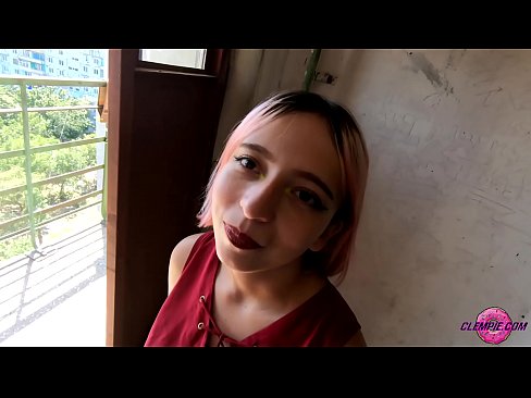 ❤️ Estudyante Sensual Nagsuso sa usa ka Estranghero sa Outback - Cum Sa Iyang Nawong ️ Lisud nga porn sa amon ️❤